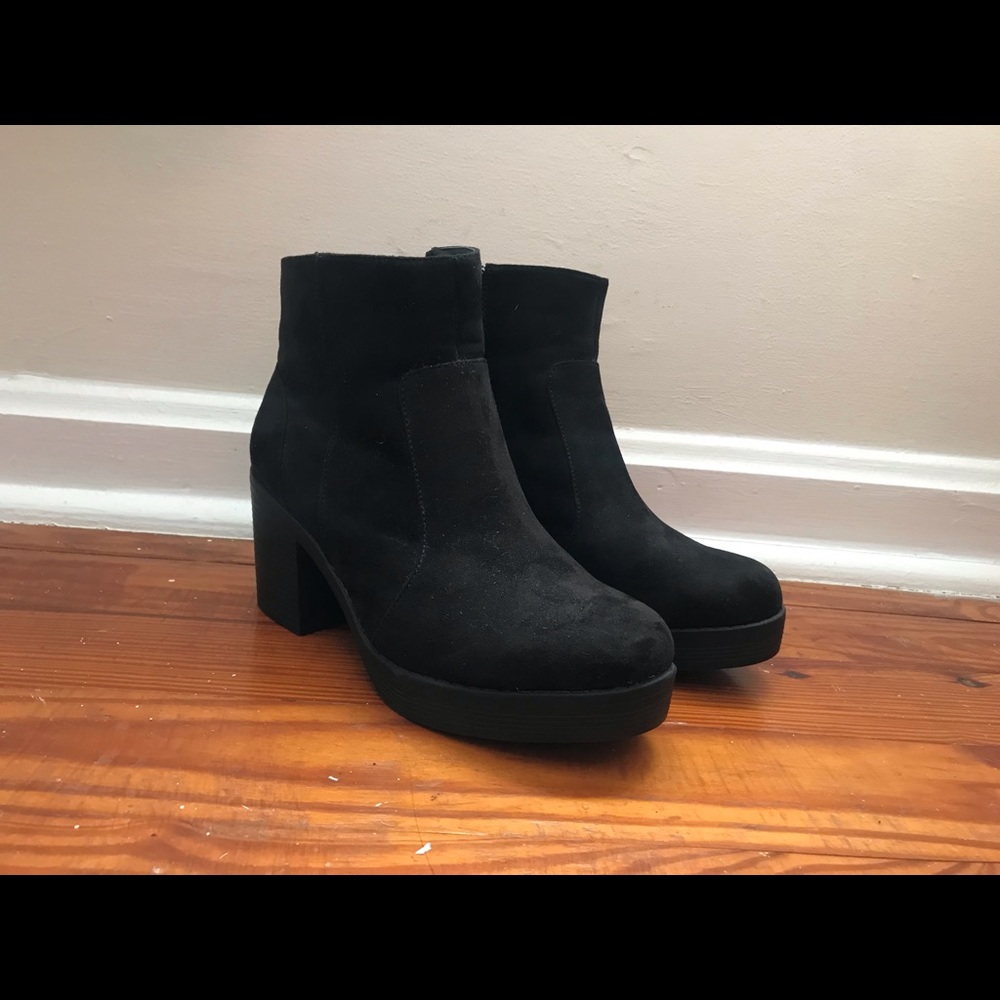 Women’s Black Boots